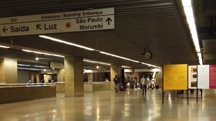 Estação Higienópolis-Mackenzie próxima ao Arch Consolação